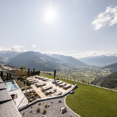 Hotel Gerstl Alpine Retreat 4*
