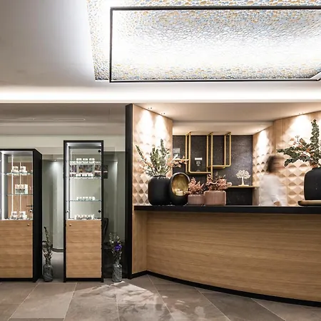 Gerstl Alpine Retreat Hotel 4*